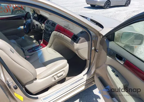 2004 Lexus Es 330 z USA, uszkodzony, nr VIN JTHBA30G545048170